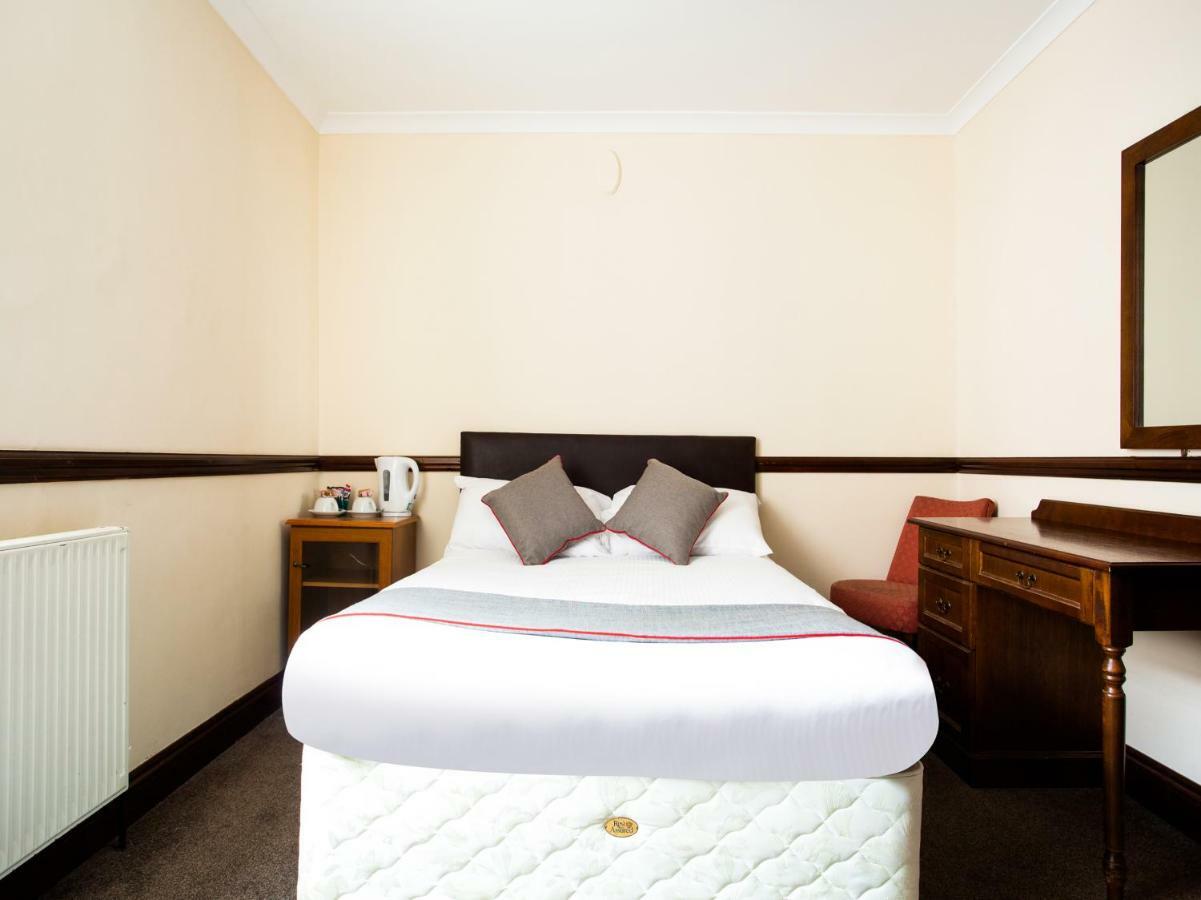 Brunel Inn Saltash Kültér fotó